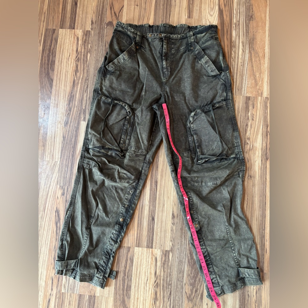 Free People We The Free Can't Compare Slouch Pants Army Green Medium - Picture 7 of 13